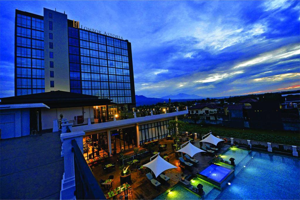 Lombok Astoria Hotel Mataram Exterior photo